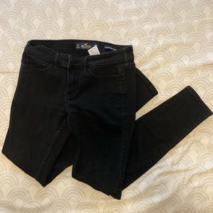 Hollister Low Rise Super Skinny Jeans Size 3S Preowned